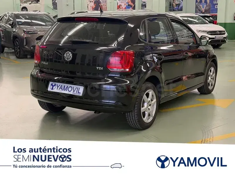 Usado VW Polo Advance 75 CV (55 kW) 2014 Negro Berlina