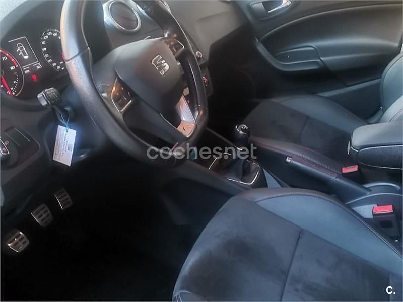 Usado Seat Ibiza Crono 90 CV (66 kW) 2016 Blanco Berlina