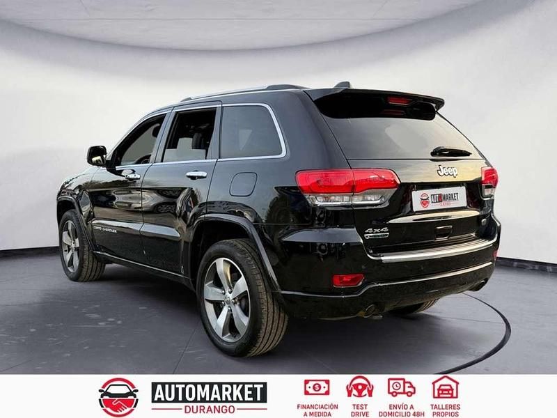 Usado Jeep Grand Cherokee Overland 250 CV (183 kW) 2016 Negro SUV