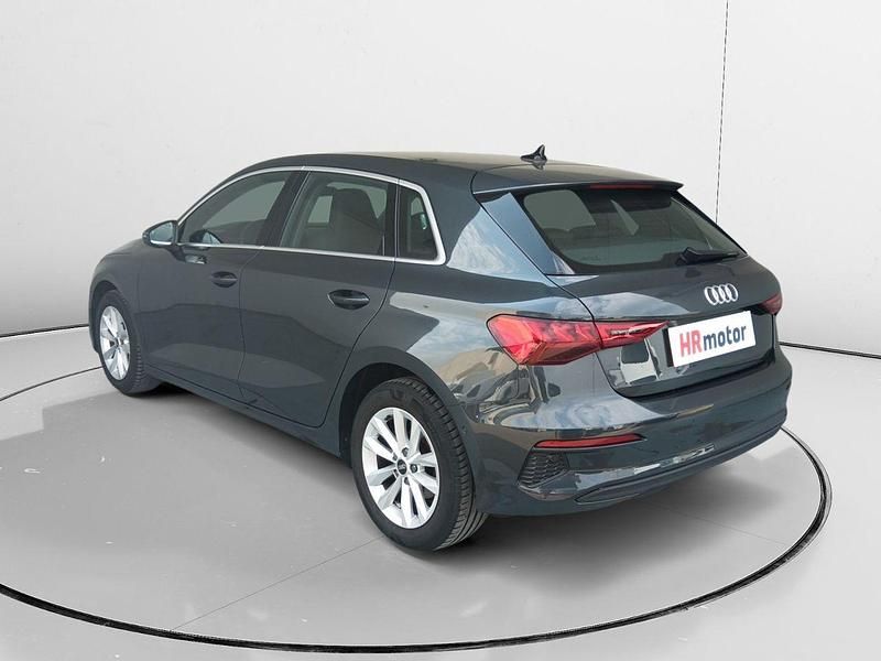 Usado Audi A3 Advanced 110 CV (80 kW) 2021 Gris Utilitario