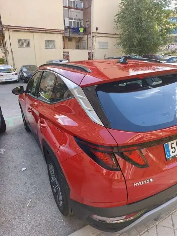 Usado Hyundai Tucson 150 CV (110 kW) 2023 Rojo SUV