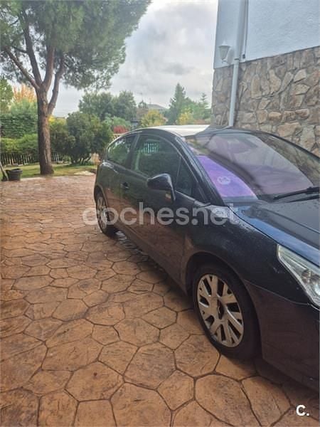 Usado Citroën C4 VTR Sport 138 CV (101 kW) 2006 Negro Berlina
