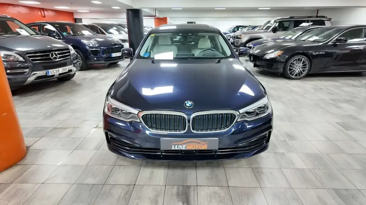 Usado BMW 530e iPerformance 252 CV (185 kW) 2019 Azul Berlina