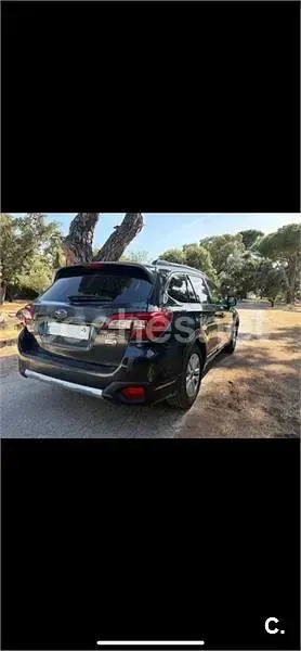 Usado Subaru Outback Sport 150 CV (110 kW) 2017 Negro Familiar