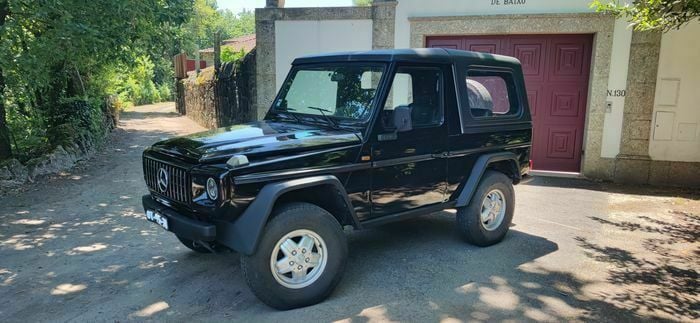 Usado Mercedes G280 200 CV (147 kW) 1984 Negro SUV