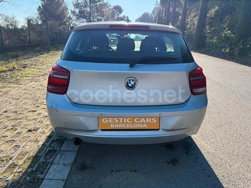 Usado BMW 114 102 CV (75 kW) 2013 Gris / plata Utilitario