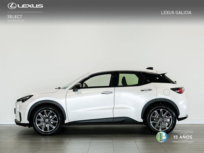 Usado Lexus LBX 136 CV (100 kW) 2024 Blanco SUV
