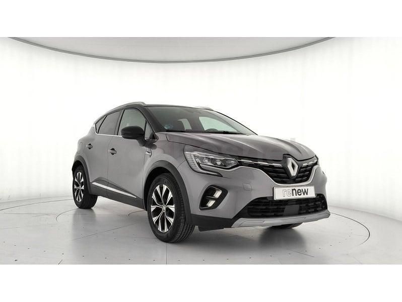 Usado Renault Captur Techno 140 CV (102 kW) 2023 Gris / plata SUV