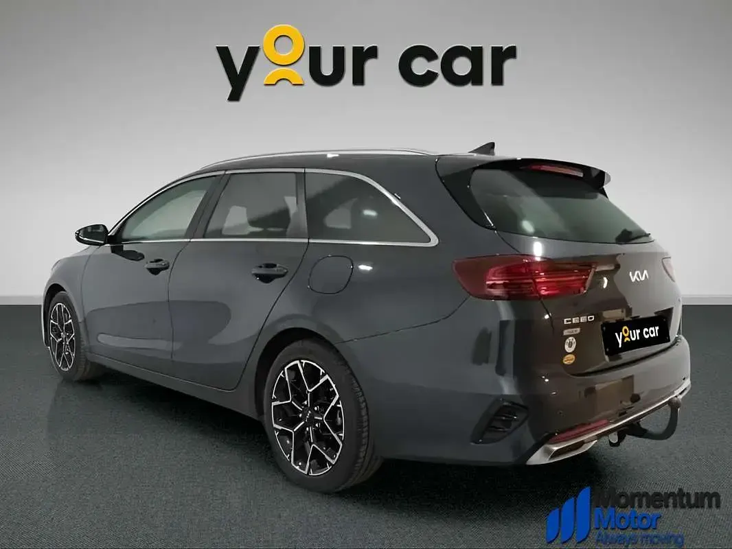 Usado Kia Ceed GT GT-Line 160 CV (117 kW) 2023 Gris Utilitario