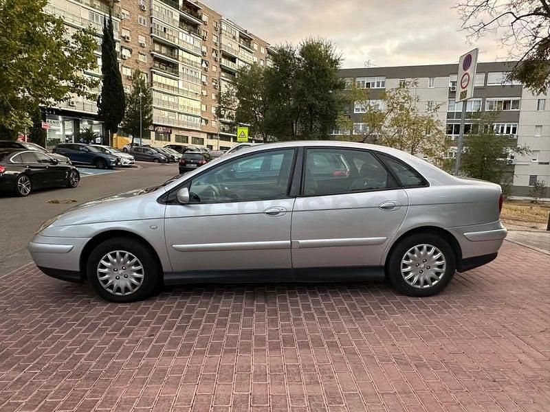 Usado Citroën C5 117 CV (86 kW) 2004 Gris / plata Berlina