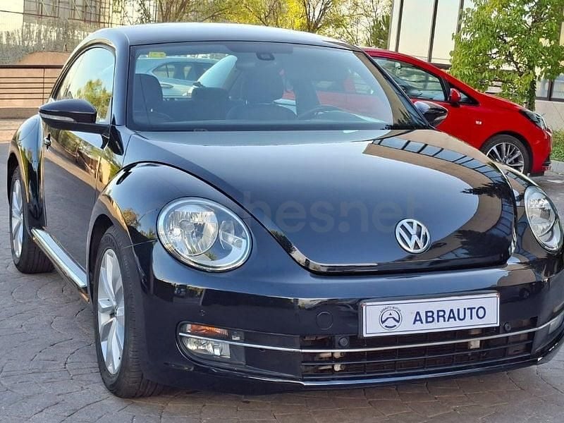 Usado VW Beetle Design 110 CV (80 kW) 2015 Negro Berlina
