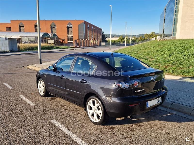 Usado Mazda 3 Sportive 150 CV (110 kW) 2008 Negro Berlina