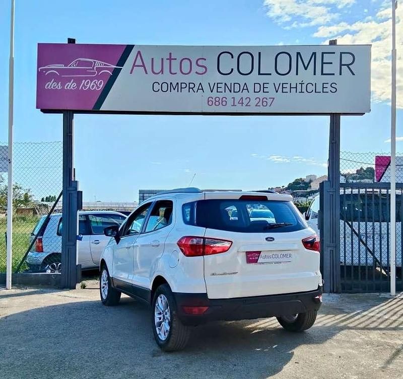 Usado Ford Ecosport Trend 95 CV (69 kW) 2015 Blanco SUV