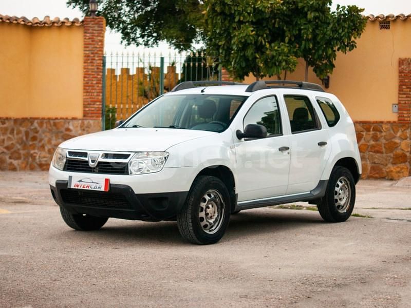 Usado Dacia Duster Ambiance 107 CV (78 kW) 2011 Blanco SUV
