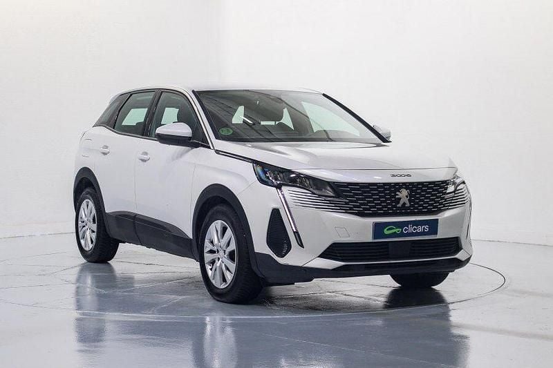 Usado Peugeot 3008 Active 130 CV (95 kW) 2021 Blanco SUV