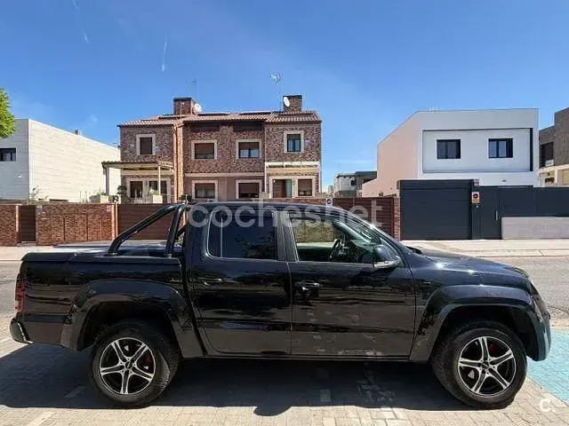 Usado VW Amarok Aventura 224 CV (164 kW) 2017 Negro Pickup/Camioneta