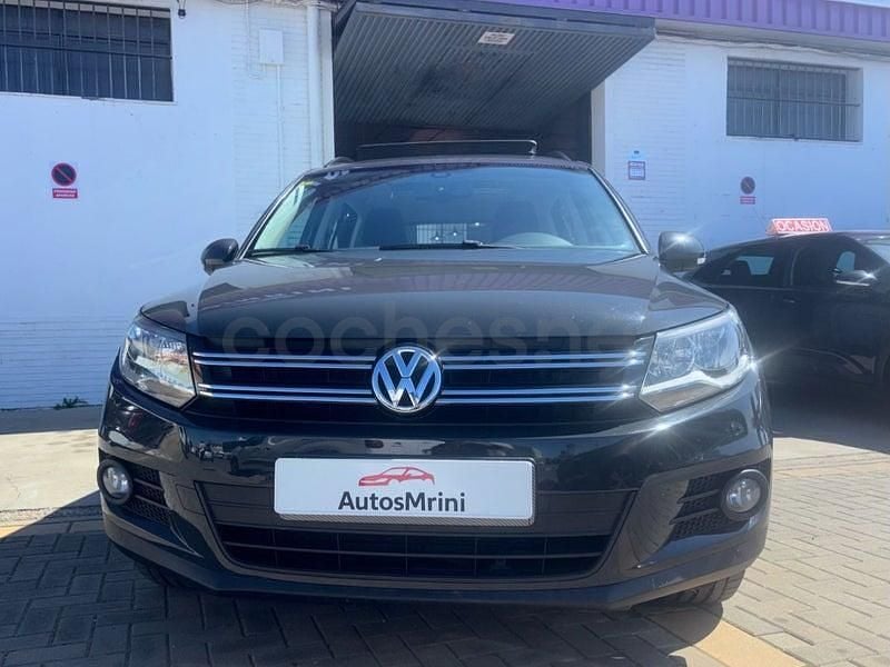Usado VW Tiguan Business 140 CV (102 kW) 2015 Gris / plata SUV