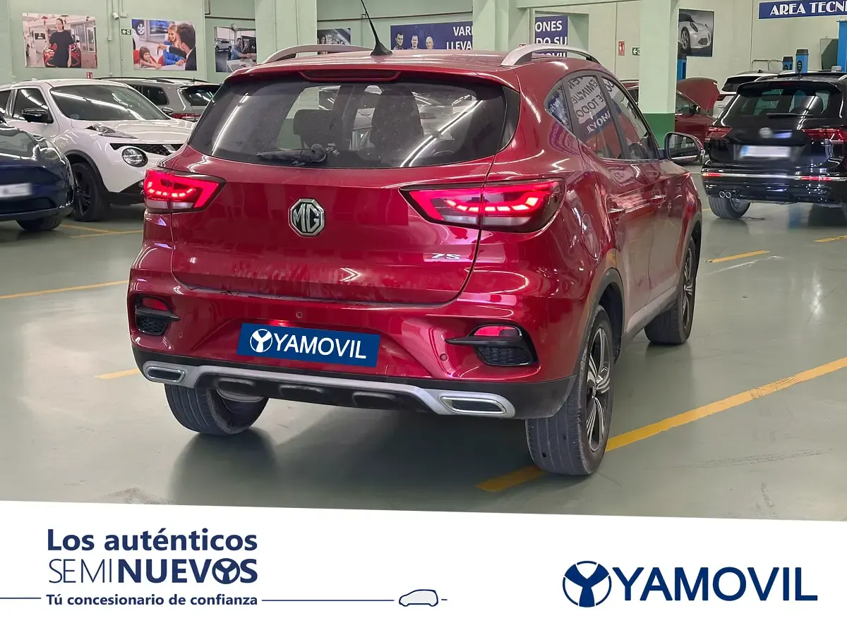 Usado MG ZS Comfort 106 CV (77 kW) 2022 Rojo Berlina