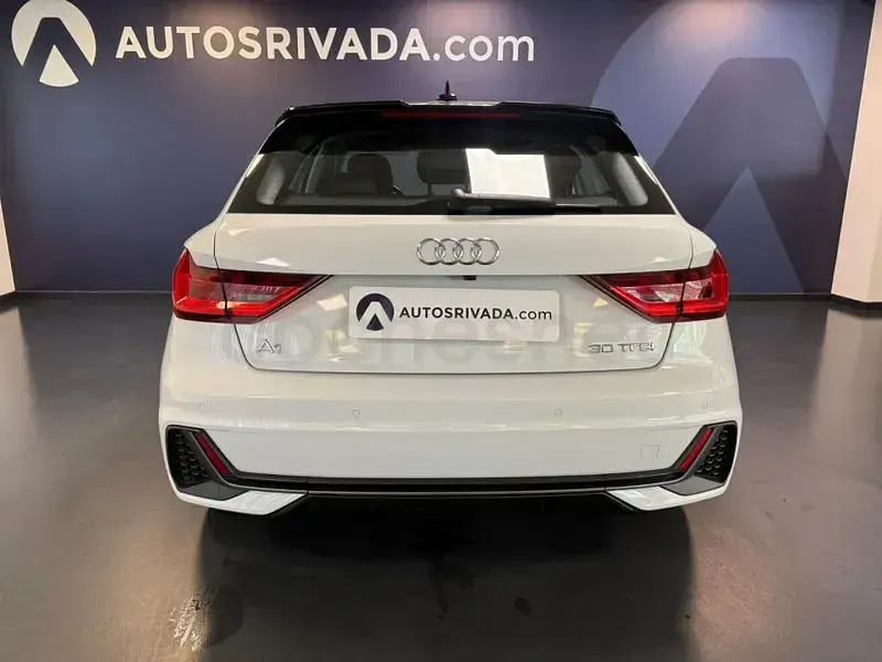 Usado Audi A1 Sportback Ambiente 110 CV (80 kW) 2023 Blanco Utilitario