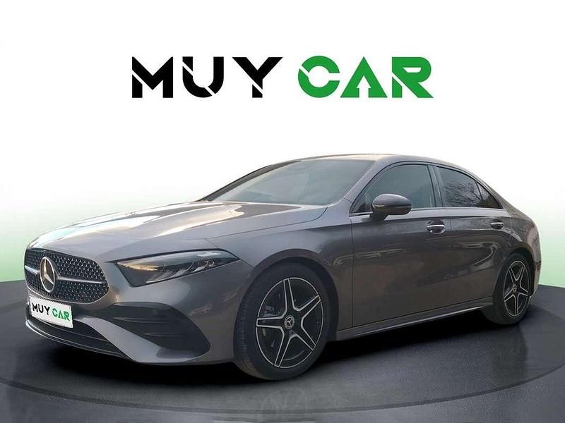 Usado Mercedes A200 Advanced 163 CV (119 kW) 2024 Gris Berlina