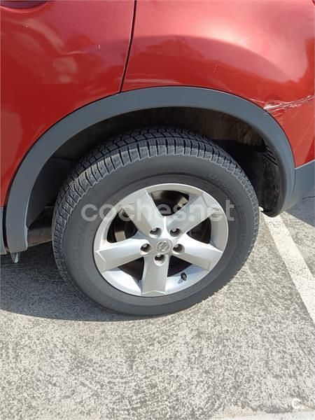 Begagnad Nissan Qashqai Tekna 150 HK (110 kW) 2007 Röd SUV