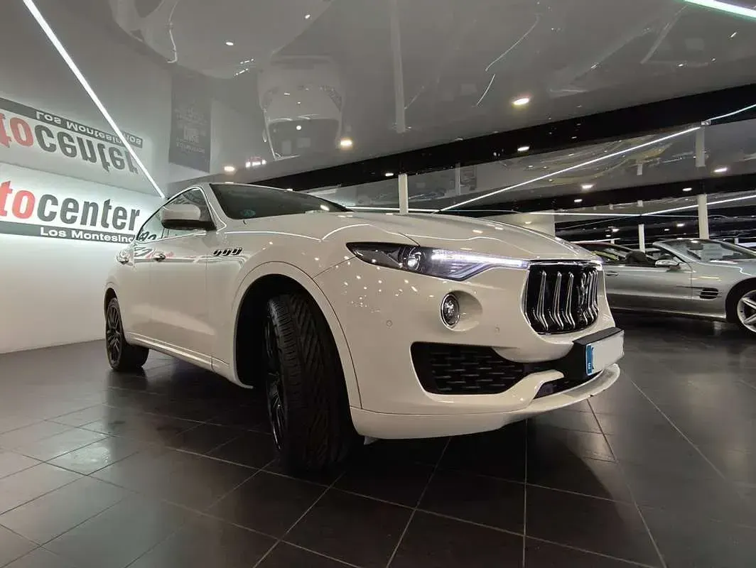 Usado Maserati Levante 275 CV (202 kW) 2016 Blanco SUV