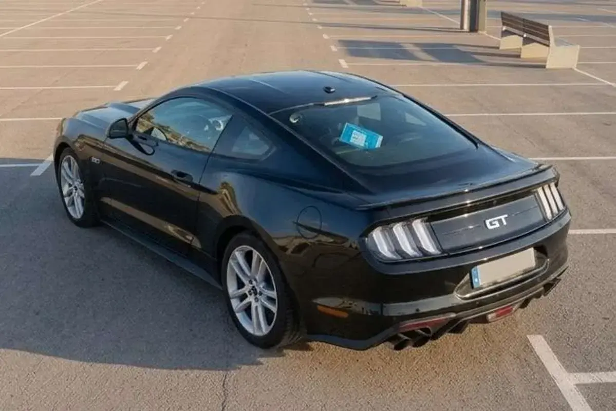 Usado Ford Mustang 435 CV (319 kW) 2017 Negro Coupe