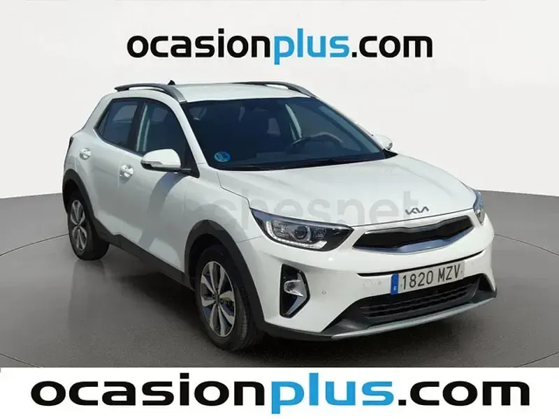 Usado Kia Stonic 100 CV (73 kW) 2025 Blanco SUV