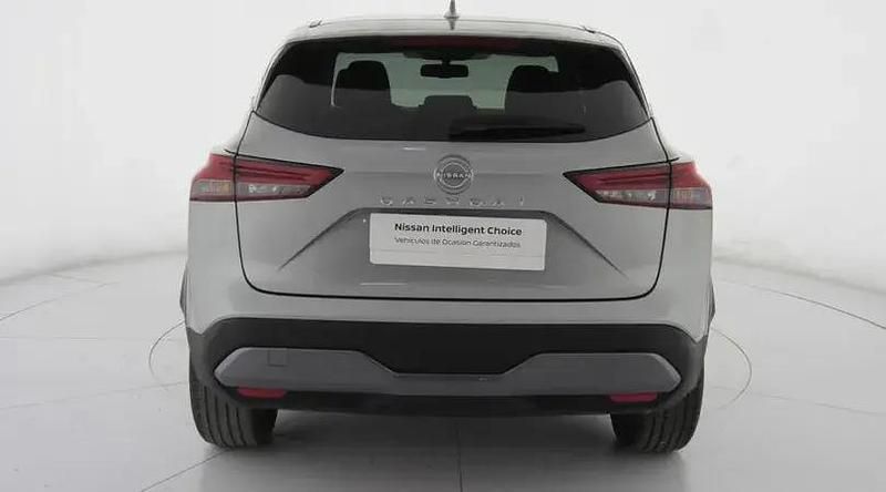 Usado Nissan Qashqai N-Connecta 140 CV (102 kW) 2024 Plata diamante SUV