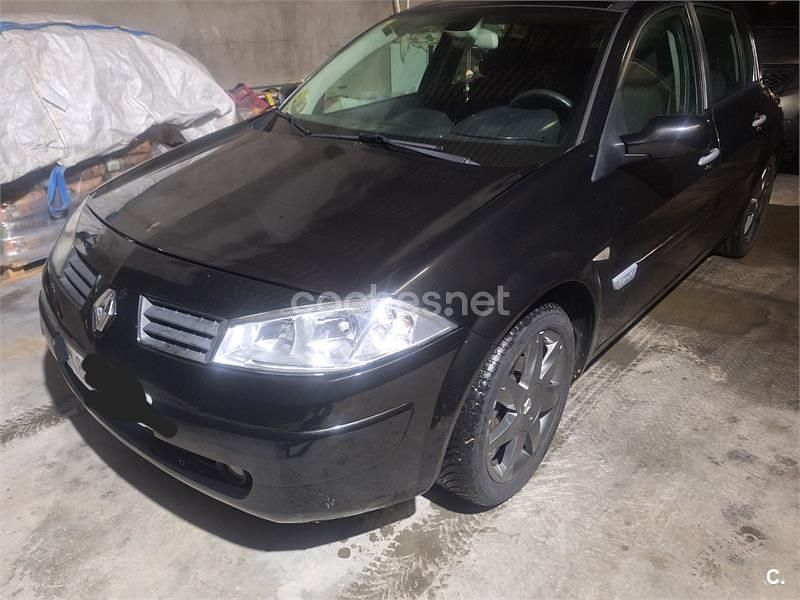 Usado Renault Mégane II Dynamique 130 CV (95 kW) 2006 Negro Berlina