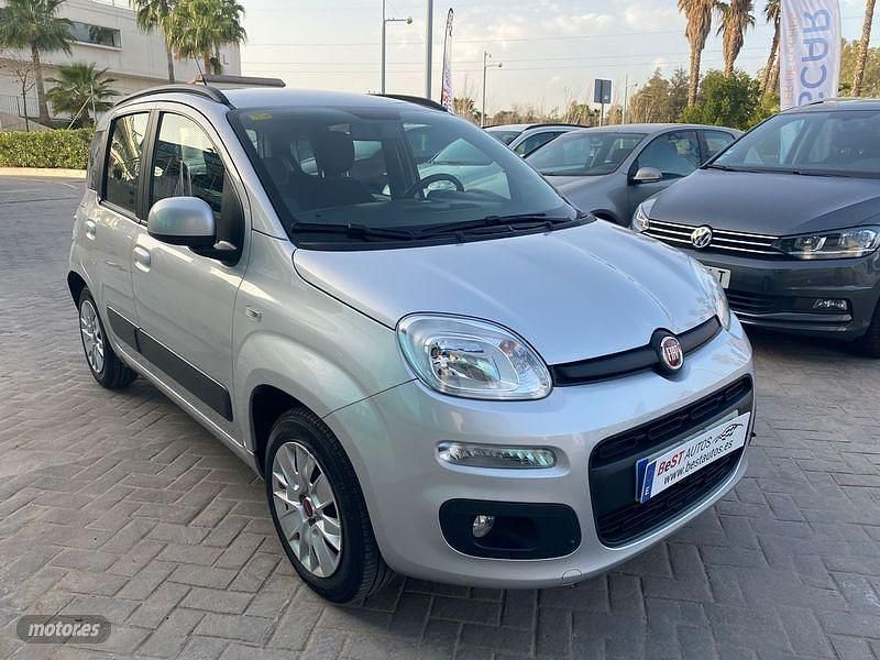 Usado Fiat Panda Easy 69 CV (50 kW) 2018 Gris Utilitario