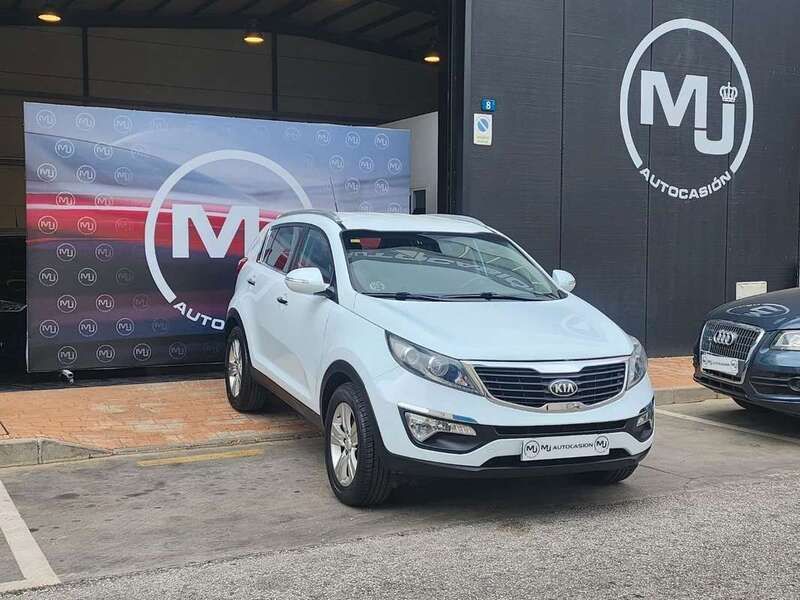 Blanco Usado 2012 Kia Sportage SUV | 7999 € (Precio justo) - Imagen 1/4