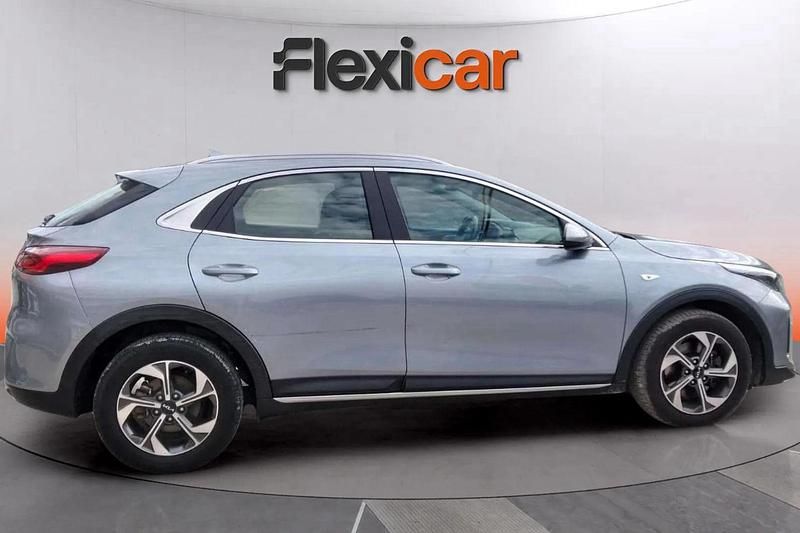 Usado Kia XCeed 160 CV (117 kW) 2023 Gris SUV