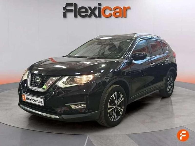 Usado Nissan X-Trail N-Connecta 150 CV (110 kW) 2019 Negro SUV