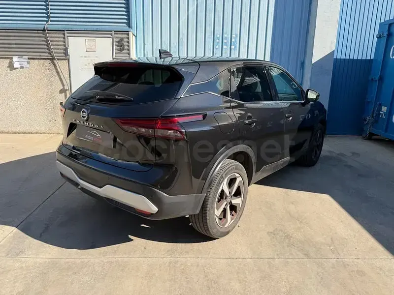 Usado Nissan Qashqai N-Connecta 140 CV (102 kW) 2022 Negro SUV