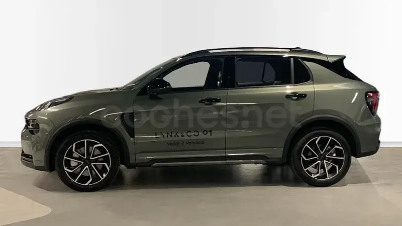 Usado Lynk & Co 01 276 CV (202 kW) 2026 Gris / plata SUV