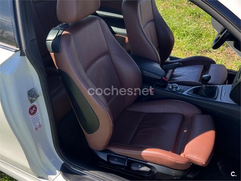 Blanco Usado 2011 BMW 118 Coupé Coupe | 9000 € (Precio justo) - Imagen 1/4