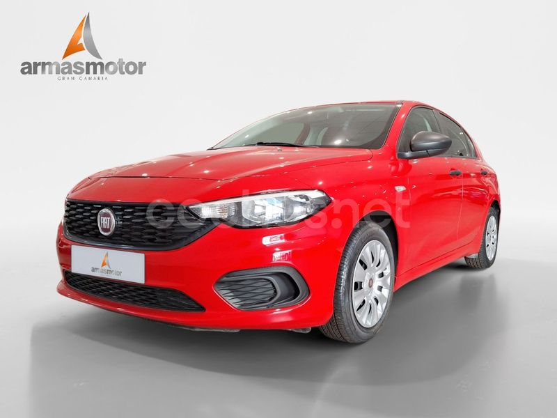 Rojo Usado 2019 Fiat Tipo Lounge Berlina | 9990 € (Precio justo) - Imagen 1/4