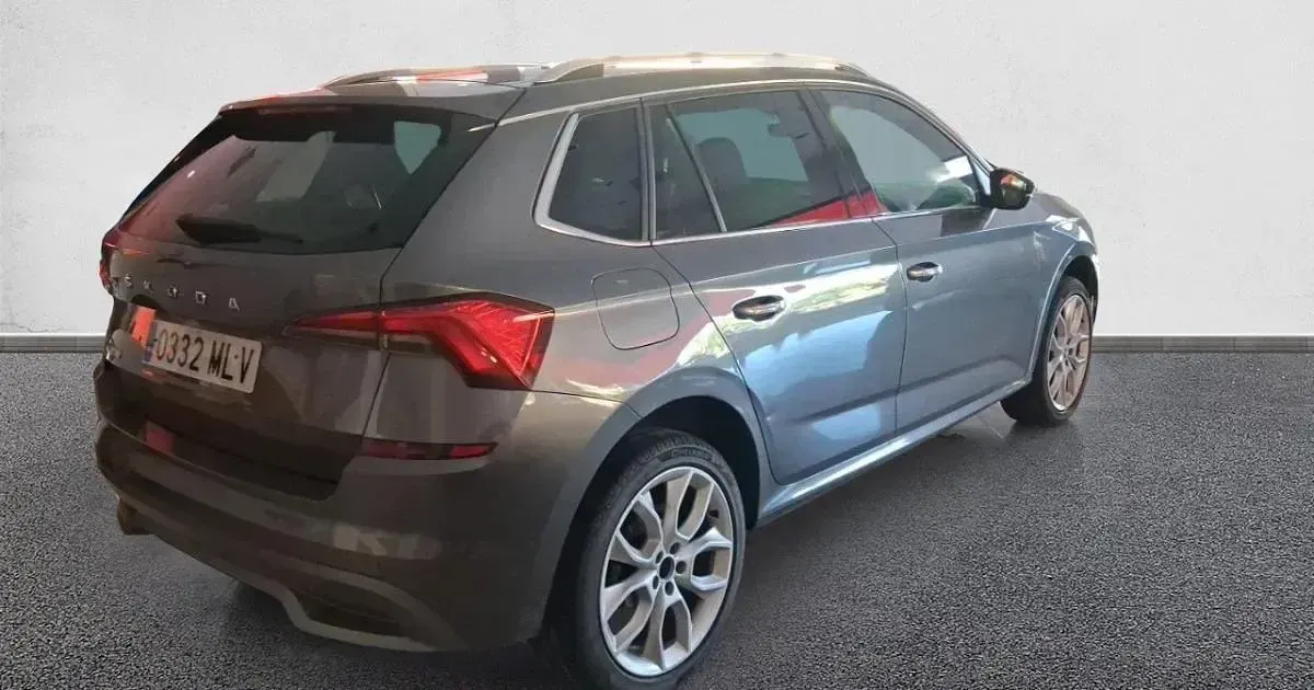Usado Skoda Kamiq 110 CV (80 kW) 2023 SUV