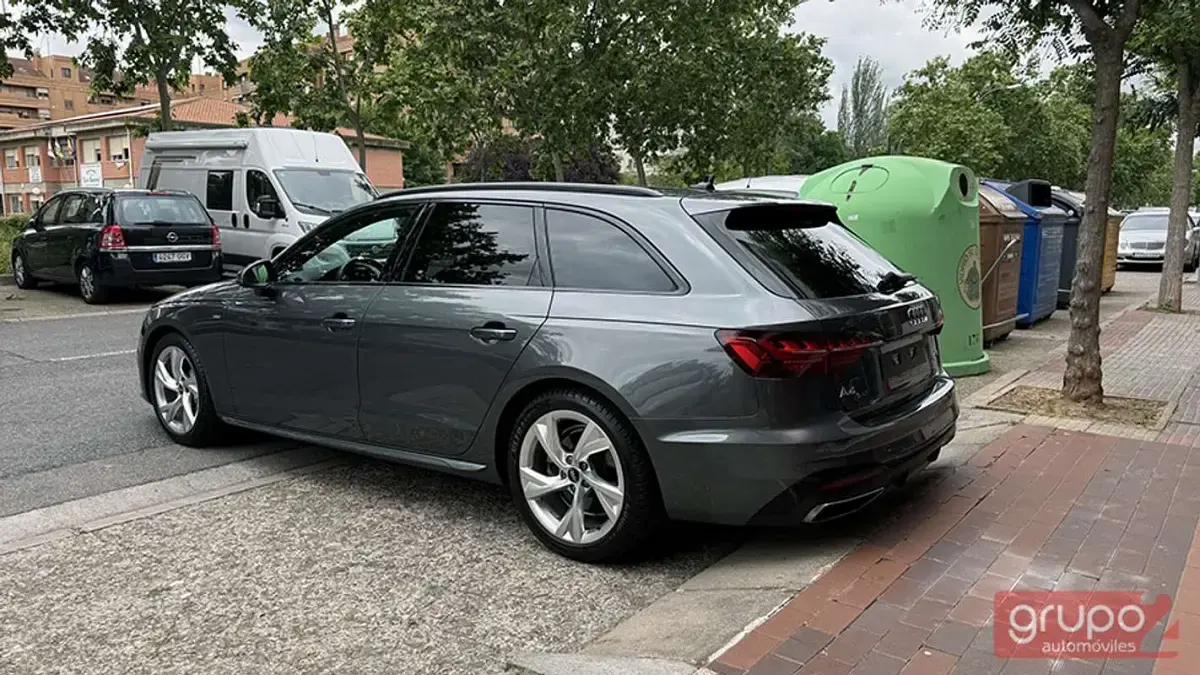 Usado Audi A4 S-Line 204 CV (150 kW) 2021 Gris Familiar
