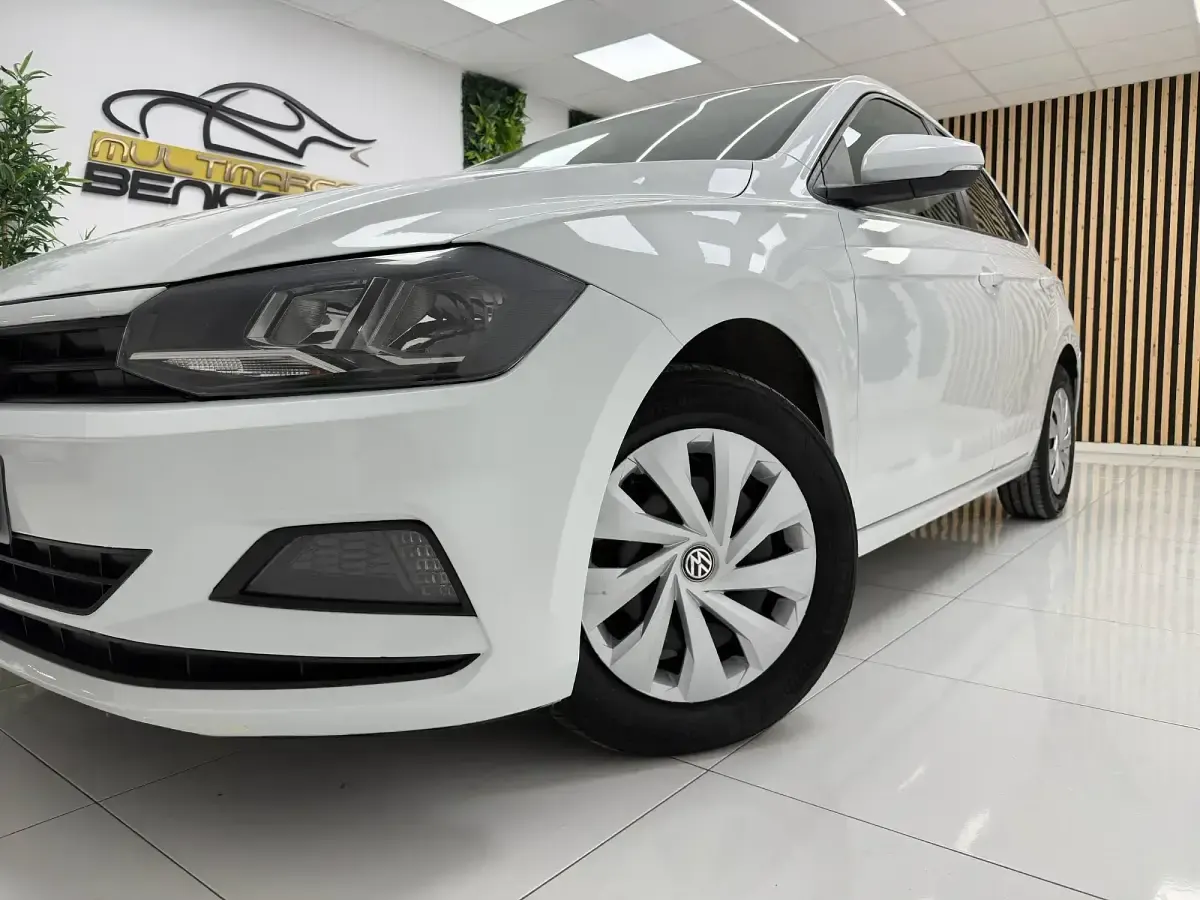 Usado VW Polo Advance 80 CV (58 kW) 2019 Blanco Utilitario