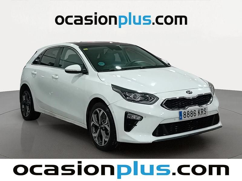 Usado Kia Ceed Launch Edition 136 CV (100 kW) 2018 Blanco Utilitario