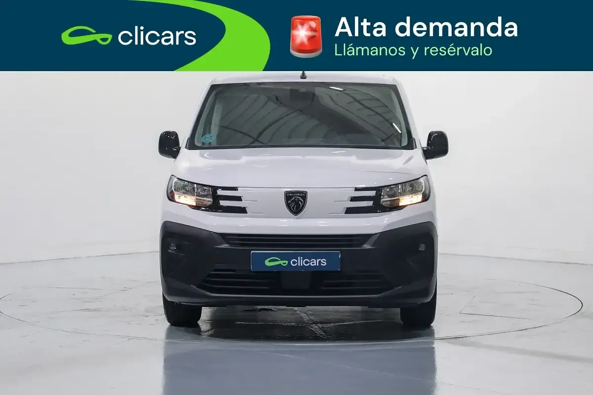 Usado Peugeot Partner S 100 CV (73 kW) 2024 Blanco Monovolumen