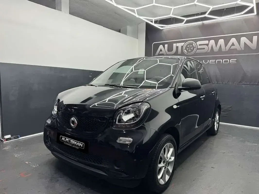 Usado Smart ForFour 71 CV (52 kW) 2019 Negro Utilitario