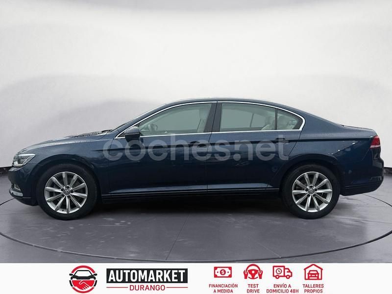 Usado VW Passat Advance 150 CV (110 kW) 2015 Azul Berlina