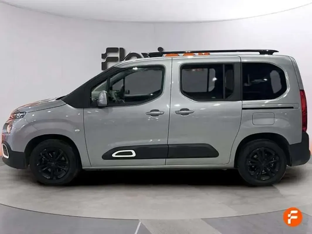 Usado Citroën Berlingo Feel 110 CV (80 kW) 2020 Gris Monovolumen