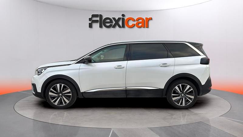 Usado Peugeot 5008 Allure 131 CV (96 kW) 2018 Blanco Monovolumen