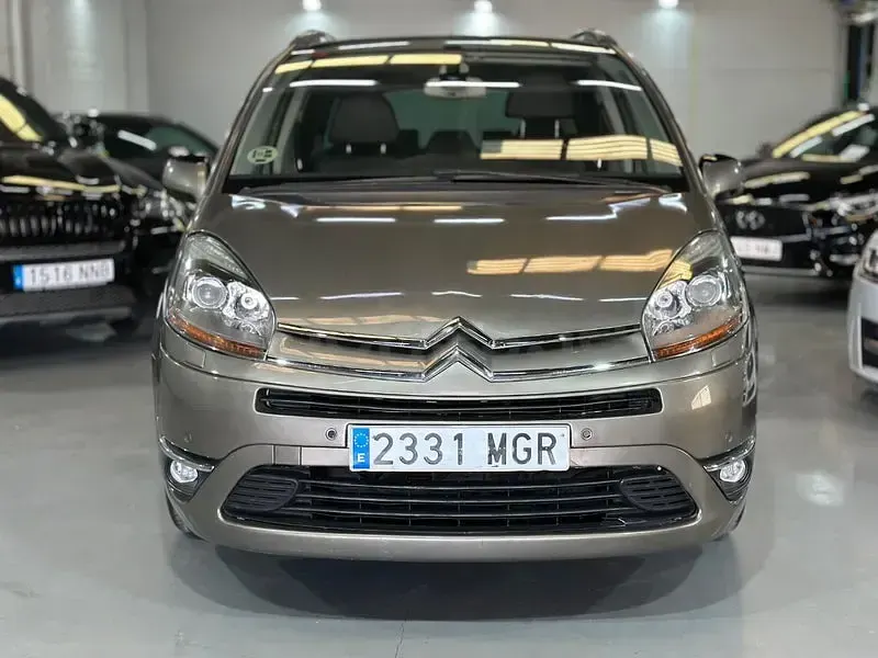 Usado Citroën Grand C4 Picasso Exclusive 136 CV (100 kW) 2010 Beige Monovolumen
