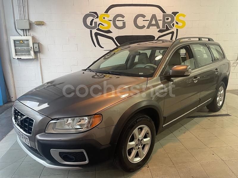 Beige Usado 2007 Volvo XC70 Summum SUV | 7450 € - Imagen 1/4
