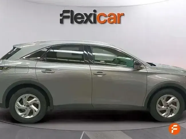 Usado DS Automobiles DS7 Crossback Be Chic 130 CV (95 kW) 2019 Gris SUV